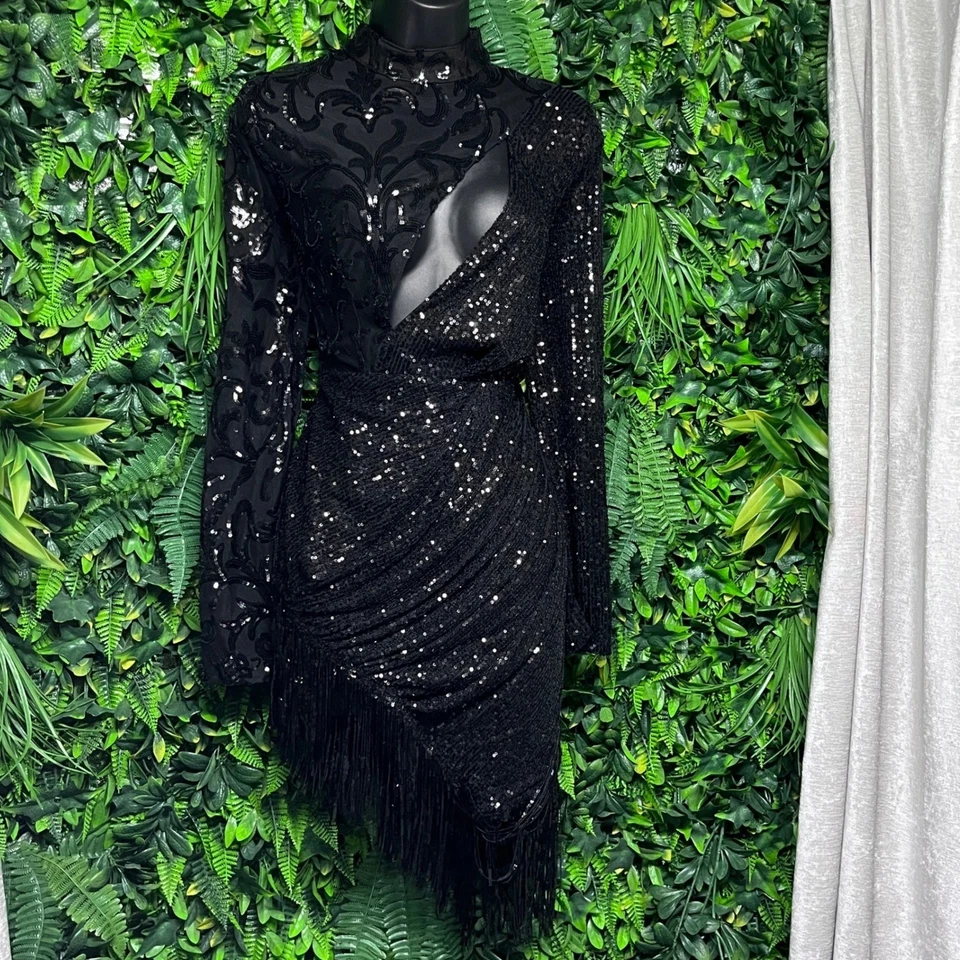 Vestido BANJUL Mediano Negro Lentejuelas Flecos Cuello Simulado Recorte Manga Larga Mini 3263 Foto 3 de 4