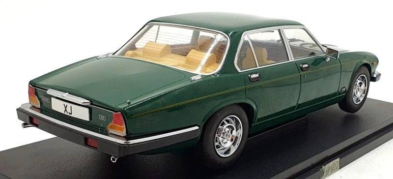 Model Car Group 1/18 Scale MCG18175 - Jaguar XJ Series III - Dark Green - Image 2 of 4