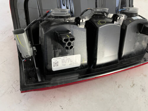 OEM | 2022-2024 Ford Maverick Halogen Tail Light (Right,Passenger) - Picture 5 of 5