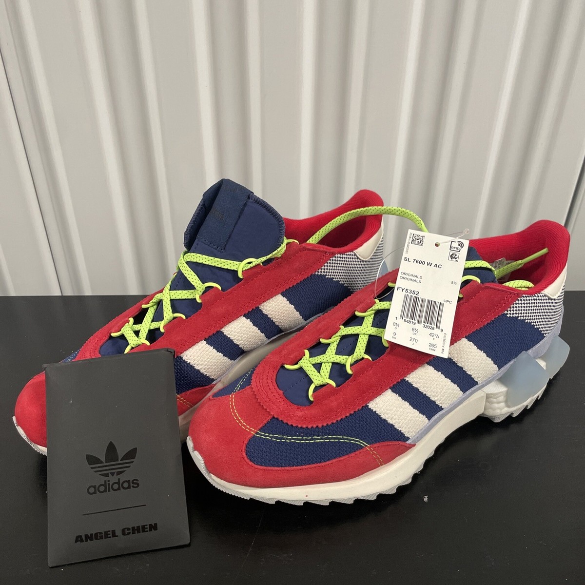 ライアン Buy 2023 1 oz Republic of Ghana Silver Alien Coin (BU