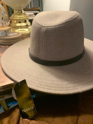 Torrid Wide Wool Brim Hat (M-L) New tags attached
