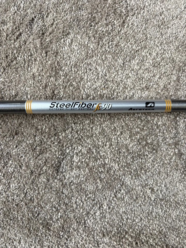 Callaway Rogue ST Max 4 Hybrid 22 Degrees Aerotech Steelfiber Regular LEFT HAND - Image 4 of 4