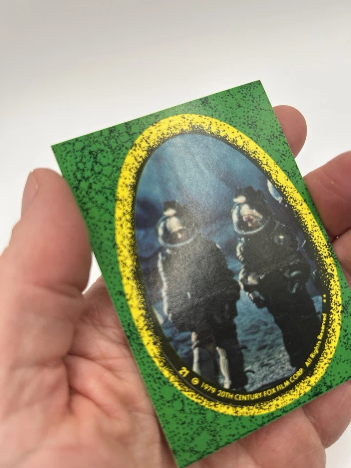 1979 Topps Alien Sticker #21 Dallas & Kane NM-MT - Image 3 of 3