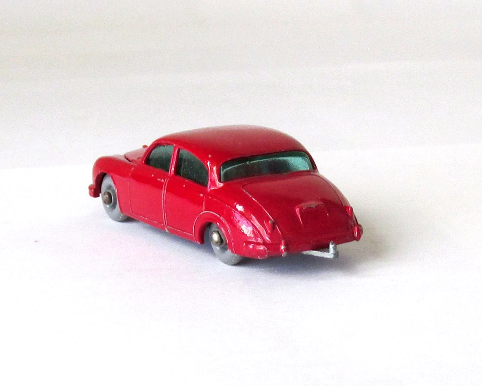 Jaguar vintage Lesney Matchbox #65 berlina de 3,4 litros rueda gris 1962 Foto 3 de 4