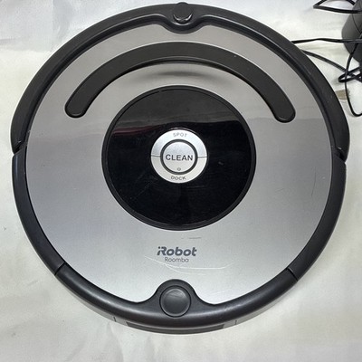 iRobot Roomba 677 Robotic Vacuum Gray/Black w/ Charging Dock & Adapter
