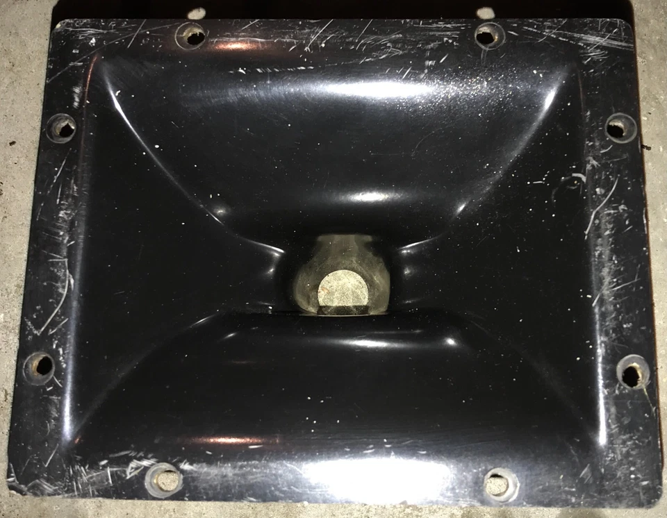 RCF LAB SERIES MODEL N618 DRIVER WITH HORN ASSEMBLY - Image 3 of 4