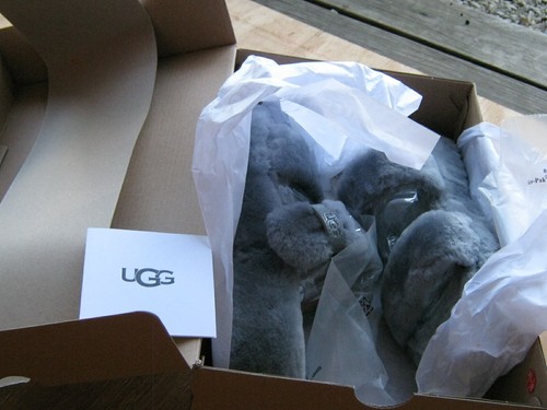 ugg fuzz yeah size 10