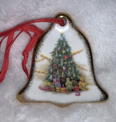 ROYAL ALBERT OLD COUNTRY ROSES CHRISTMAS MAGIC TREE HOLIDAY BELL ORNAMENT 1990