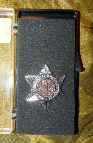 Médaille de service honorable 35 ans de la Garde nationale de Louisiane dans un étui de rangement - Photo 1 sur 1