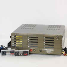 FAMICOM BOX Konsole mit KEY, Spiele SSS-CDS g...
