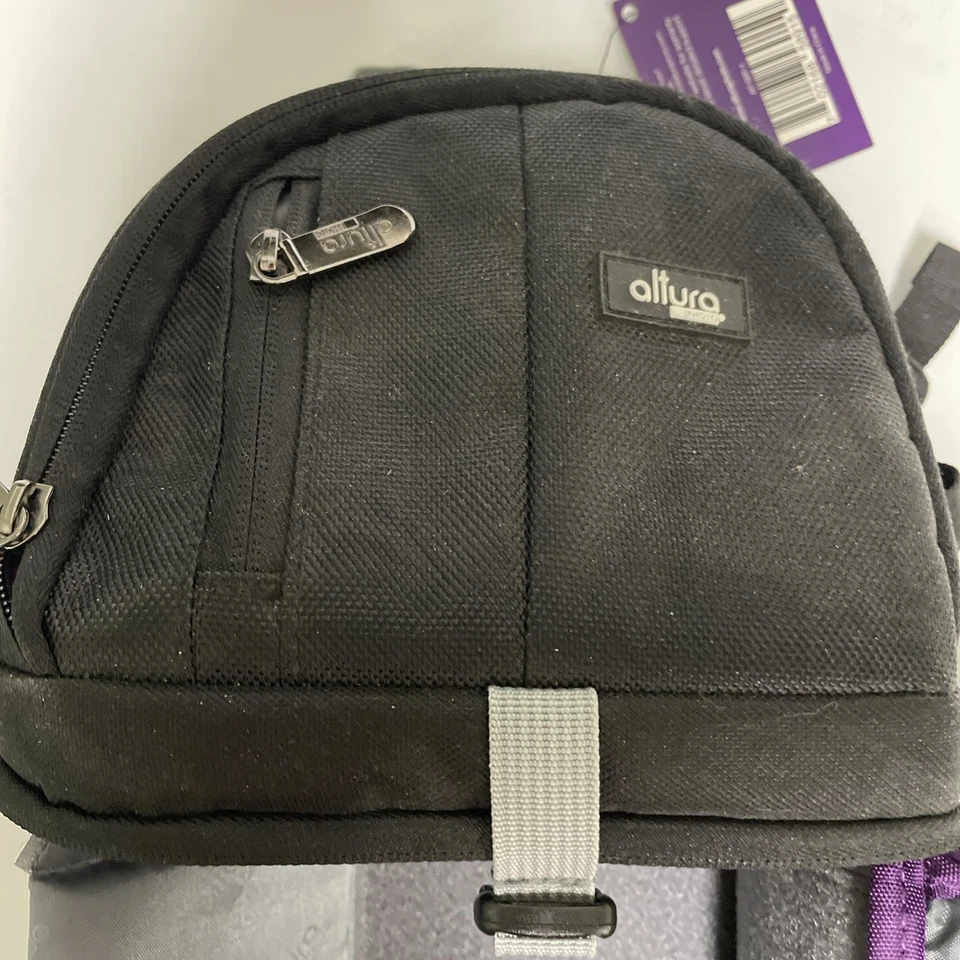 Altura Photo Camera Sling Backpack for DSLR (Canon Nikon Sony Pentax) - Image 3 of 3