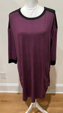 Simply Vera Wang Women's Night Gown Size M Long Sleeve Burgundy Geometric Design