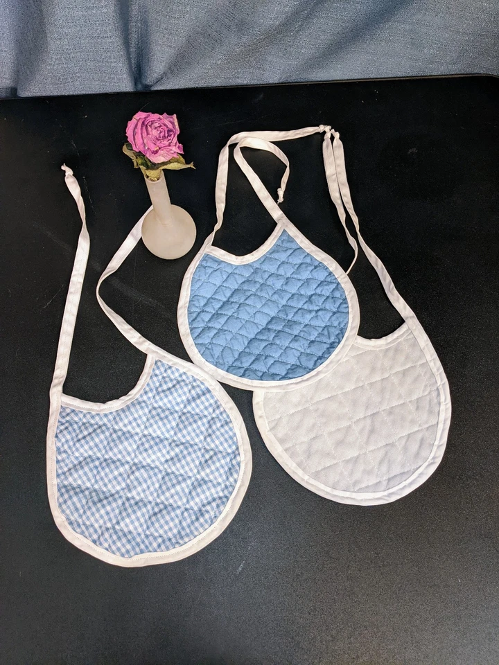 Детский нагрудник Wendy's в винтажном стиле из стеганого хлопка с принтом в клетку - Изображение 2 из 4