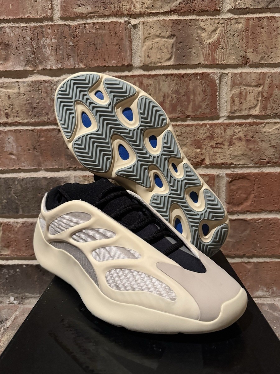 New 10.5 Adidas Yeezy Boost 700 V3 Azael Cream White Low Sneakers