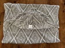 Baby Wrap Kindred Grey And White
