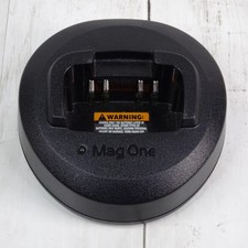 Motorola Mag One Charger Base PMPN4140A 2-Way Radio Battery Cradle BPR40 BC130