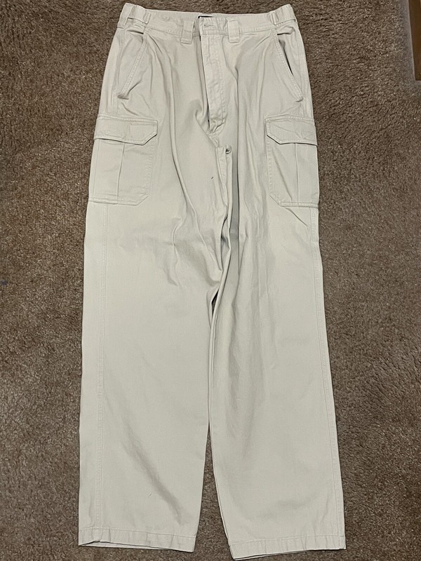 IZOD men's Khaki chino Cargo pants size 34x34