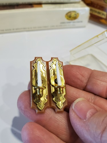 VTG Chrysnbon Dollhouse Miniatures Brass Wall Sconces Candle Holders 1:12 Scale - Picture 4 of 7