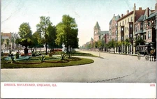 Postcard Drexel Boulevard in Chicago, Illinois