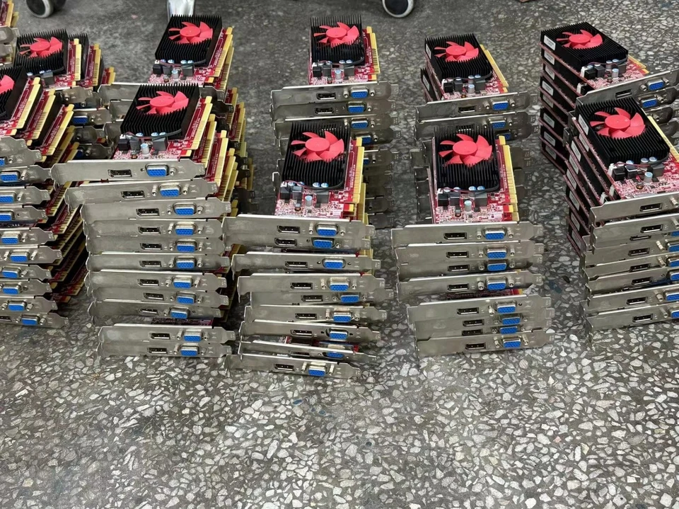 HP AMD Radeon R5 420 1GB DDR5 VGA DP Graphics Card - Image 4 of 4