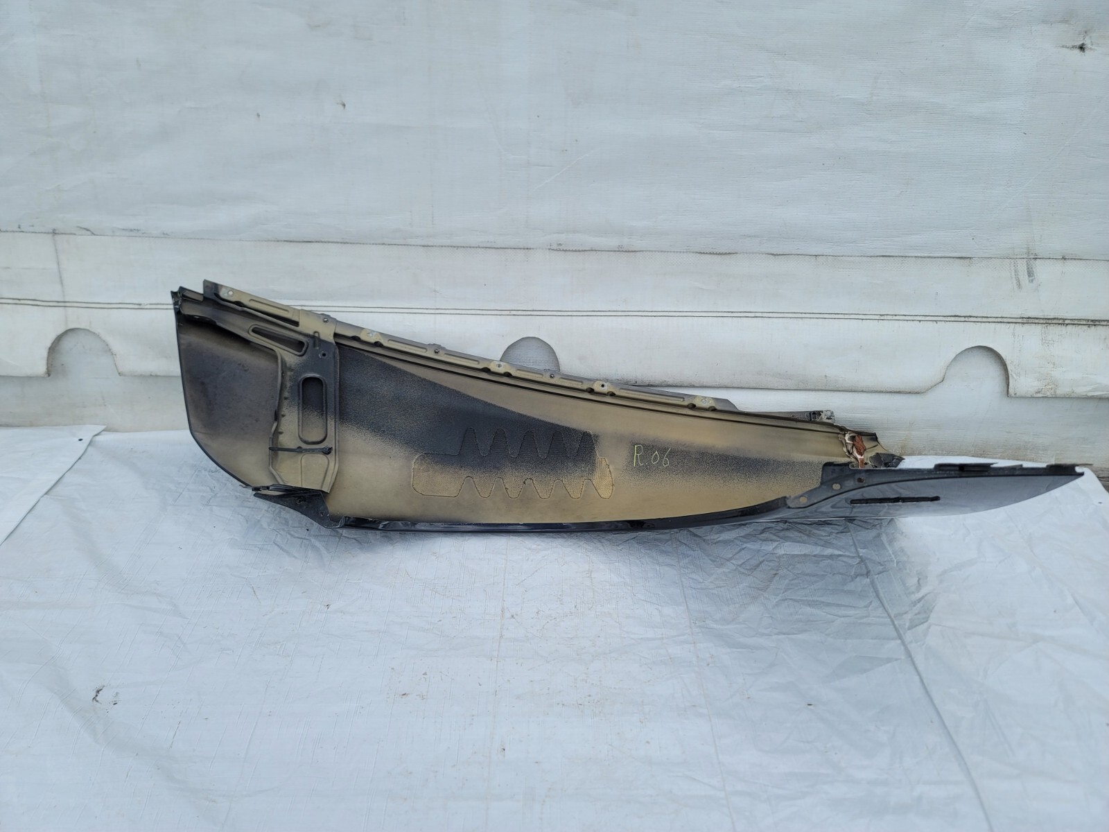 2003-2013 Maserati Quattroporte Fender Right Passenger Side Black OEM 66820900