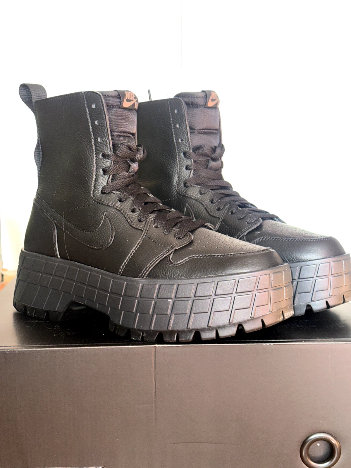 Stivali uomo 8 5 donna 10 Air Jordan 1 Brooklyn neri MAI INDOSSATI PIÙ REGALO!!!