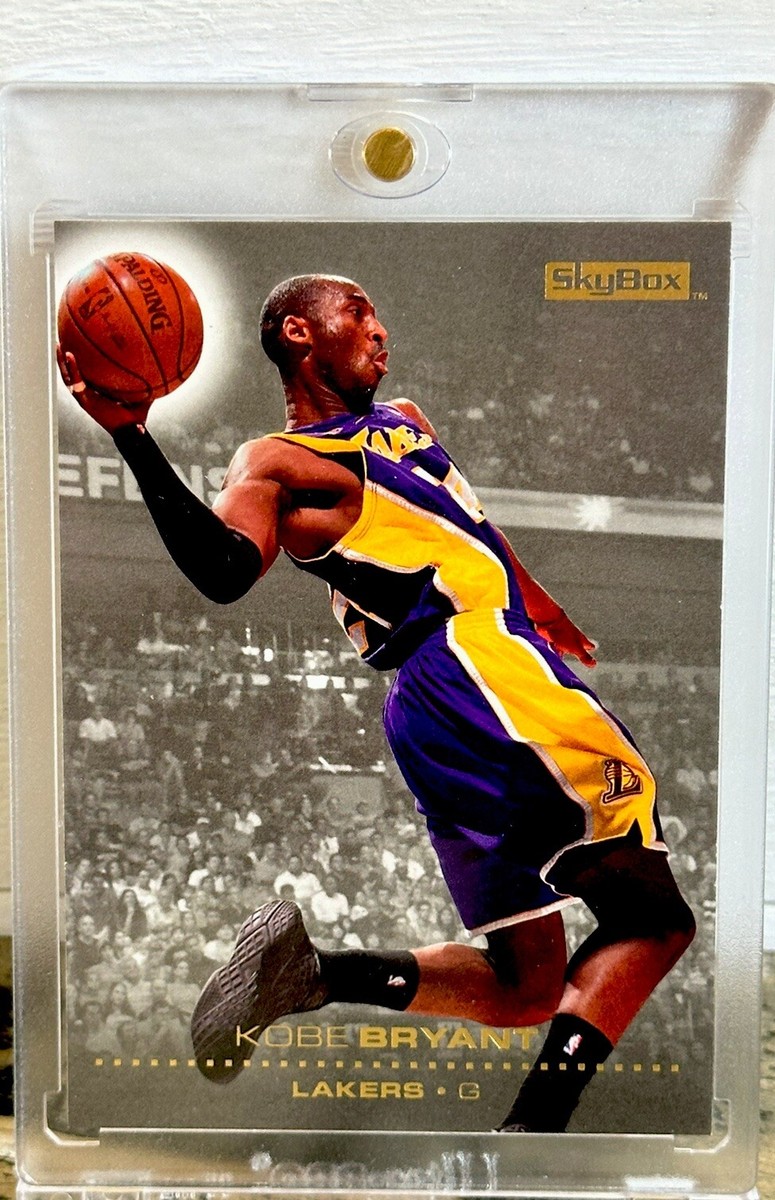 Kobeページ KOBE BRYANT CARD SKYBOX CHROME GOLD FOIL SP INSERT RARE LAKERS