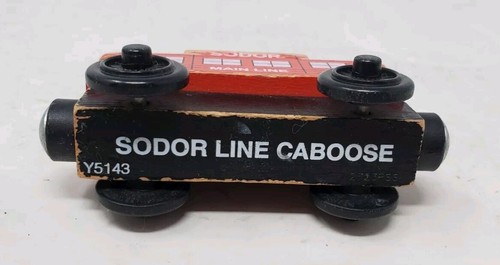 Lote de 3 Thomas & Friends Madera Thomas Pascua Percy & Sodor Caboose - Imagen 19 de 19