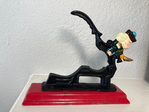 Nutcracker Wearing a Black Uniform Carrying a Sword-Small but Fairly Heavy-Works - Picture 3 of 5