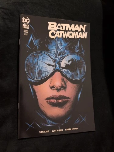 BATMAN CATWOMAN #3 TRAVIS CHAREST FIRST PRINT VARIANT 1