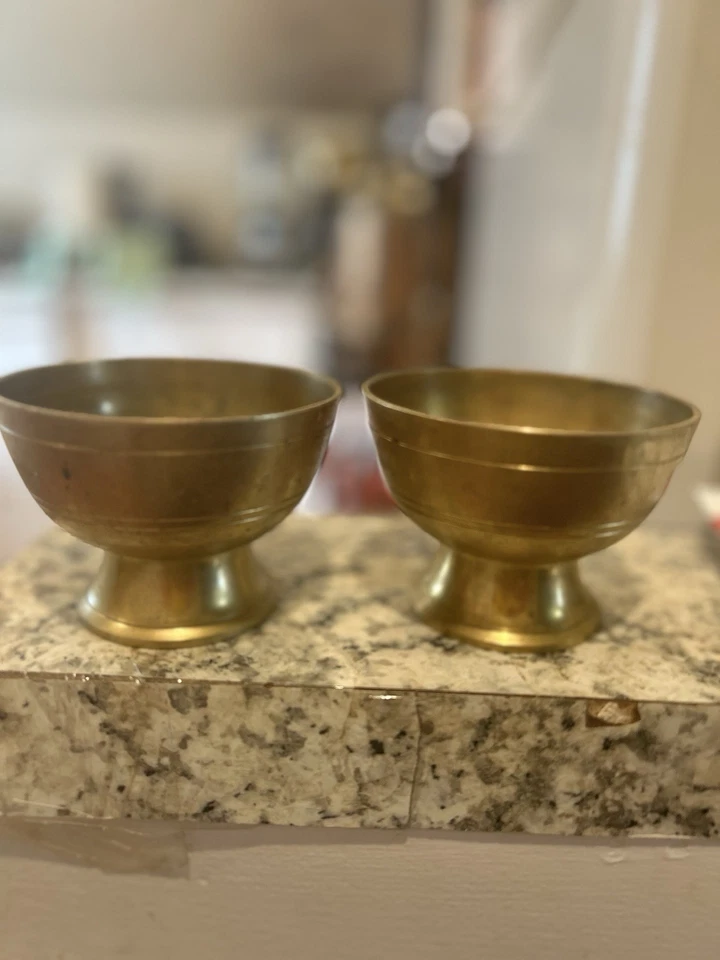 Juego de cuencos de latón nepalí Foto 4 de 4