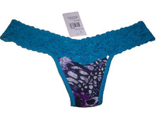 HANKY PANKY SIGNATURE LACE LOW RISE THONG PANTY SIZE ONE SIZE NWT