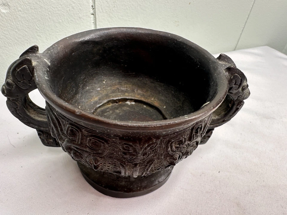 Antiguo recipiente miniatura de la Edad de Bronce China Gui ritual cuenco 4" Foto 2 de 4
