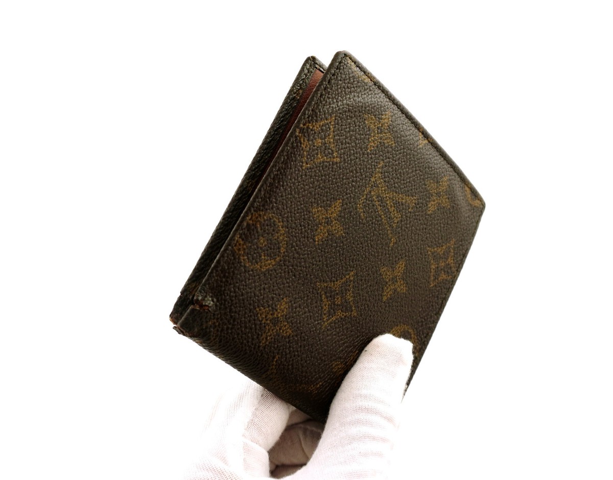 Authentic 1980s LOUIS VUITTON Monogram Canvas Leather Marco Bifold