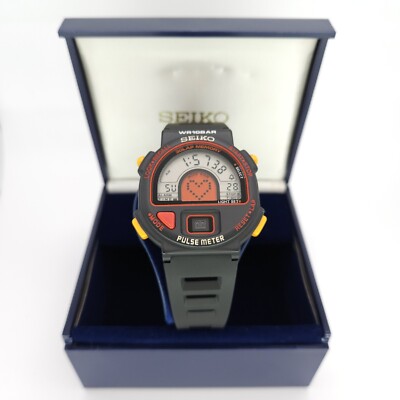 NOS SEIKO S240-4000 PULSE METER WR 10BAR VINTAGE DIGITAL