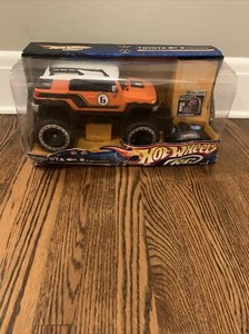 2006 Hot Wheels Toyota FJ Cruiser RC 