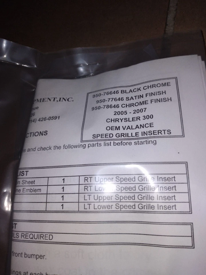 2005-2009 Chrysler 300 Street Scene OEM inserção de grade de para-choque de válvula inferior - Imagem 4 de 4