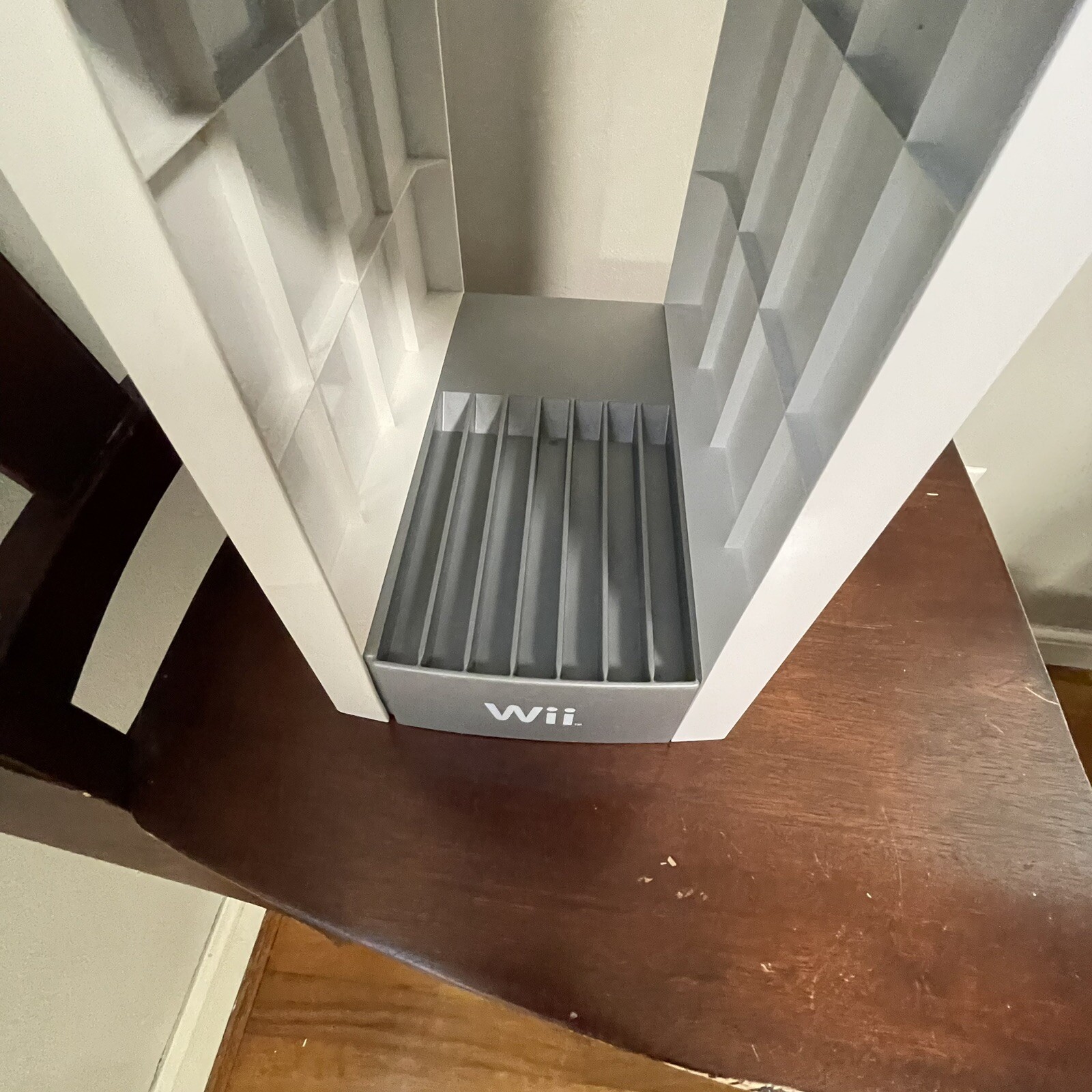 Nintendo Wii U Storage Tower Rack Stand Game Console Display Slam