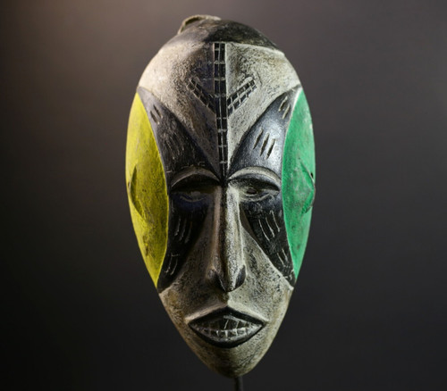 Hand Carved African Tribal Mask Wood Wall Decor Sculpture-G5293