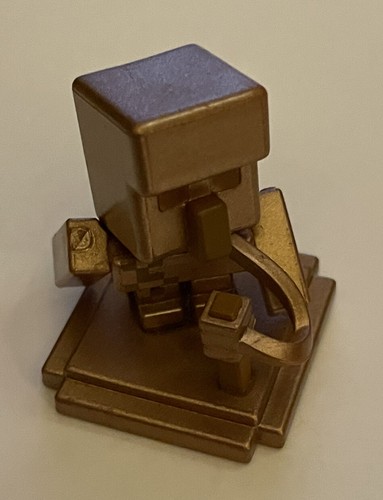 Minecraft Mini Figure 1" Body Guard Iron Golem Bronze Achievement - Picture 6 of 7