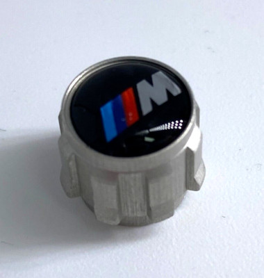 1x BMW Ventilkappe Original M Logo für M1 M2 M3 M4 M5 X5M X6M X4M Schaft Staubschutz