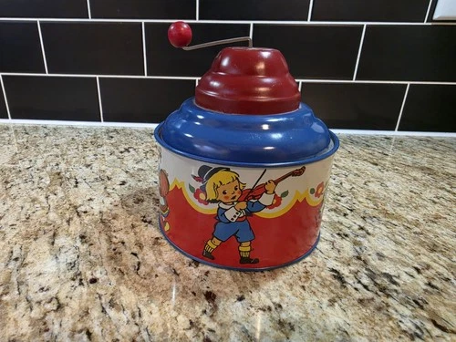 Vintage Tin Noise Maker Manufactured by The Ohio Art Company 1940s Or 1950s. USA