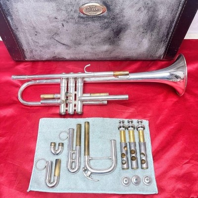 Yamaha YTR-8335RG Xeno Series Silver Plated Professional Trumpet