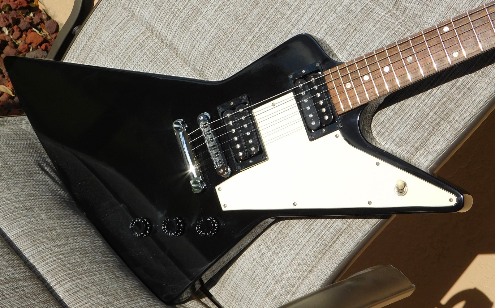 Gibson Explorer '76 Reissue Electric Guitar Ebony 2011