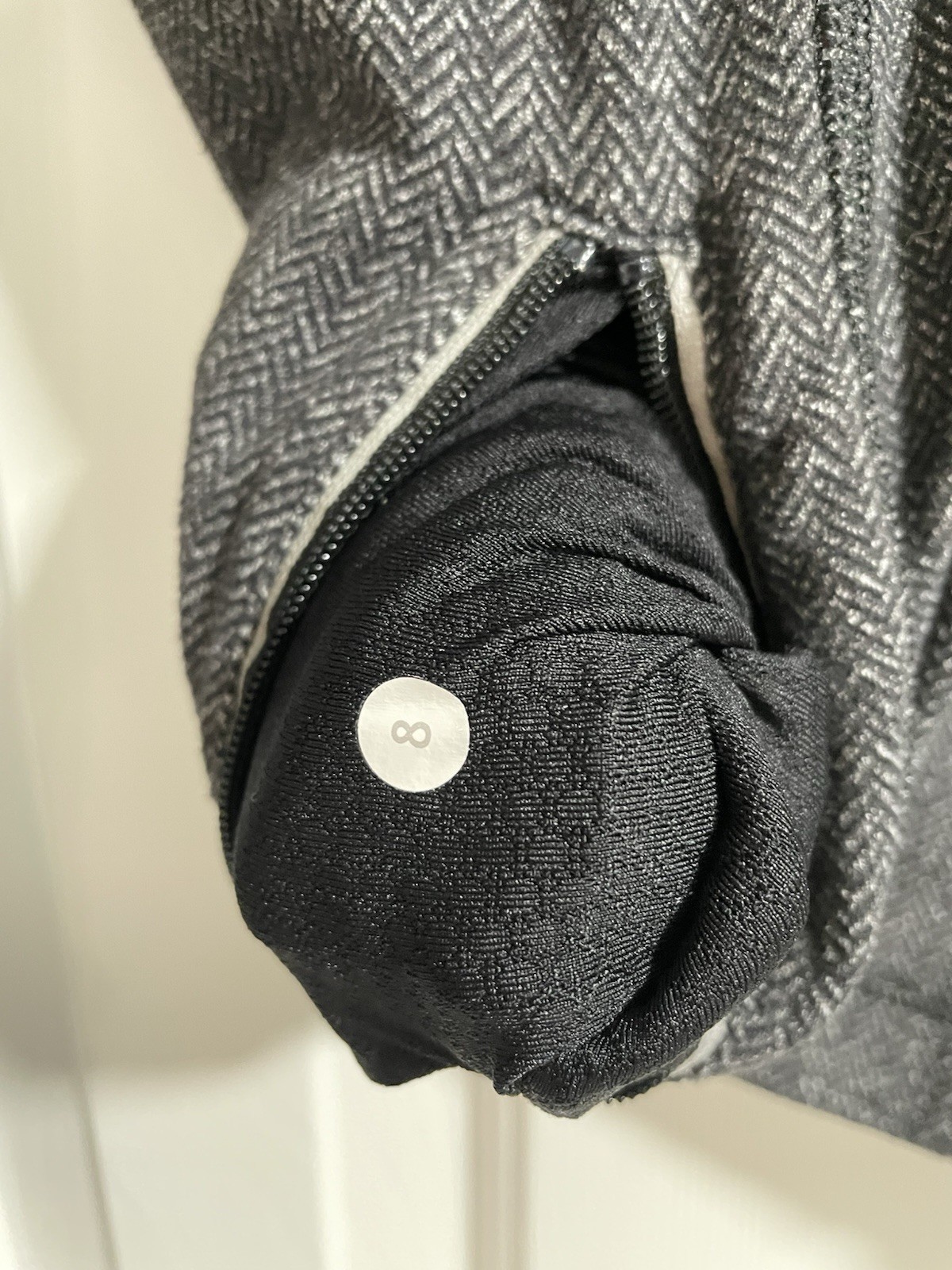 Lululemon Long Sleeve Top Gray Pattern Women's Si… - image 9