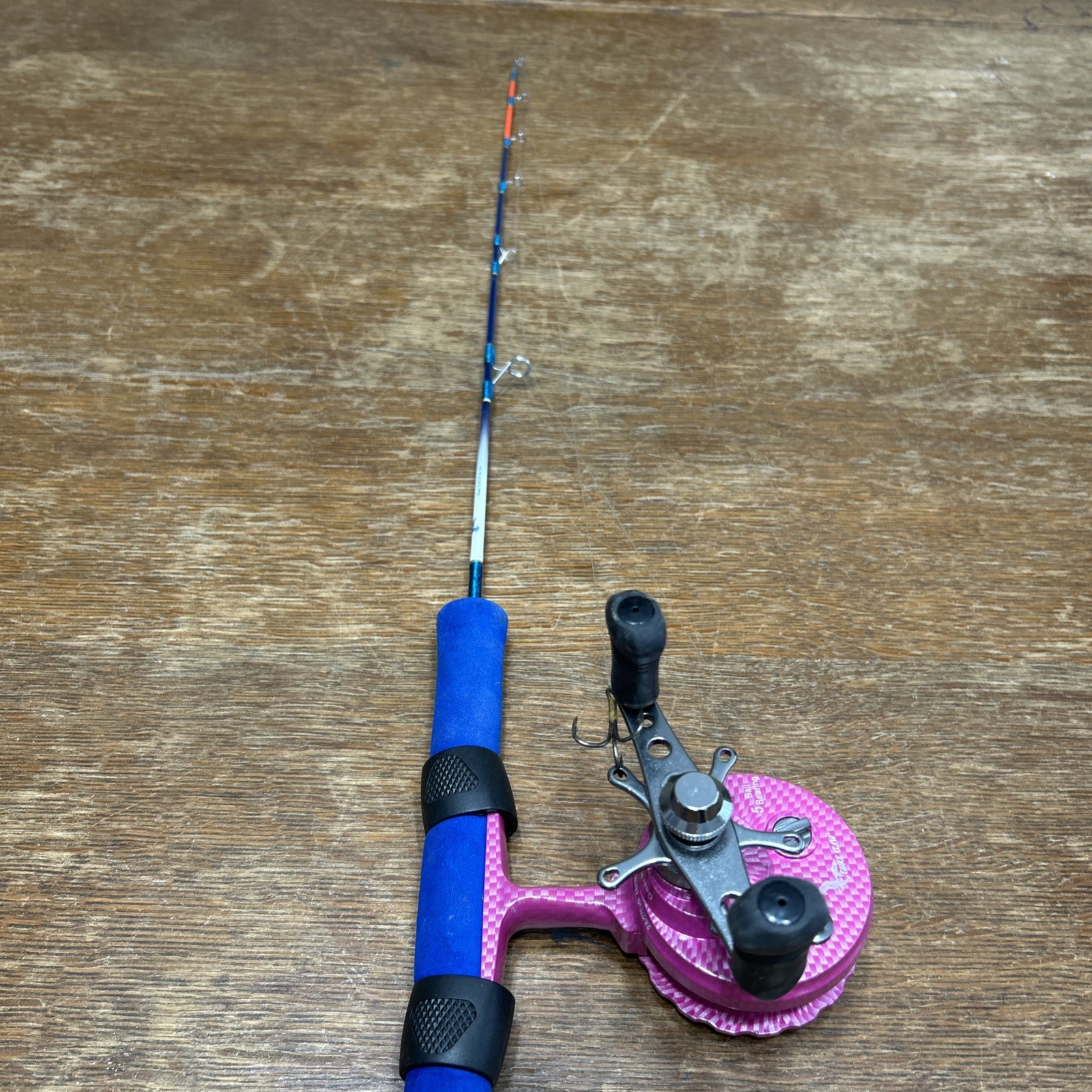 Eagle Claw Rod And Real Ice Fishing