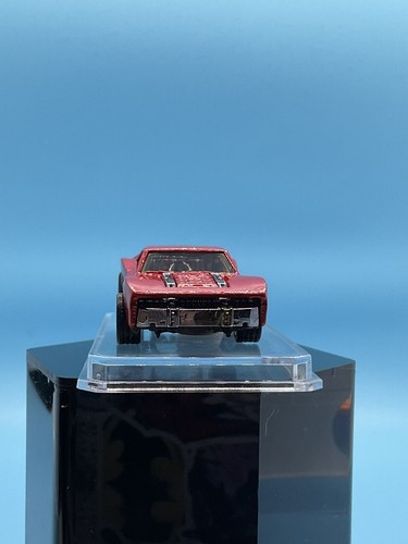 How Wheels Custom THE BATMAN (neuer Film) Batmobil ONE OF A KIND Maßstab 1:64 - Bild 2 von 6