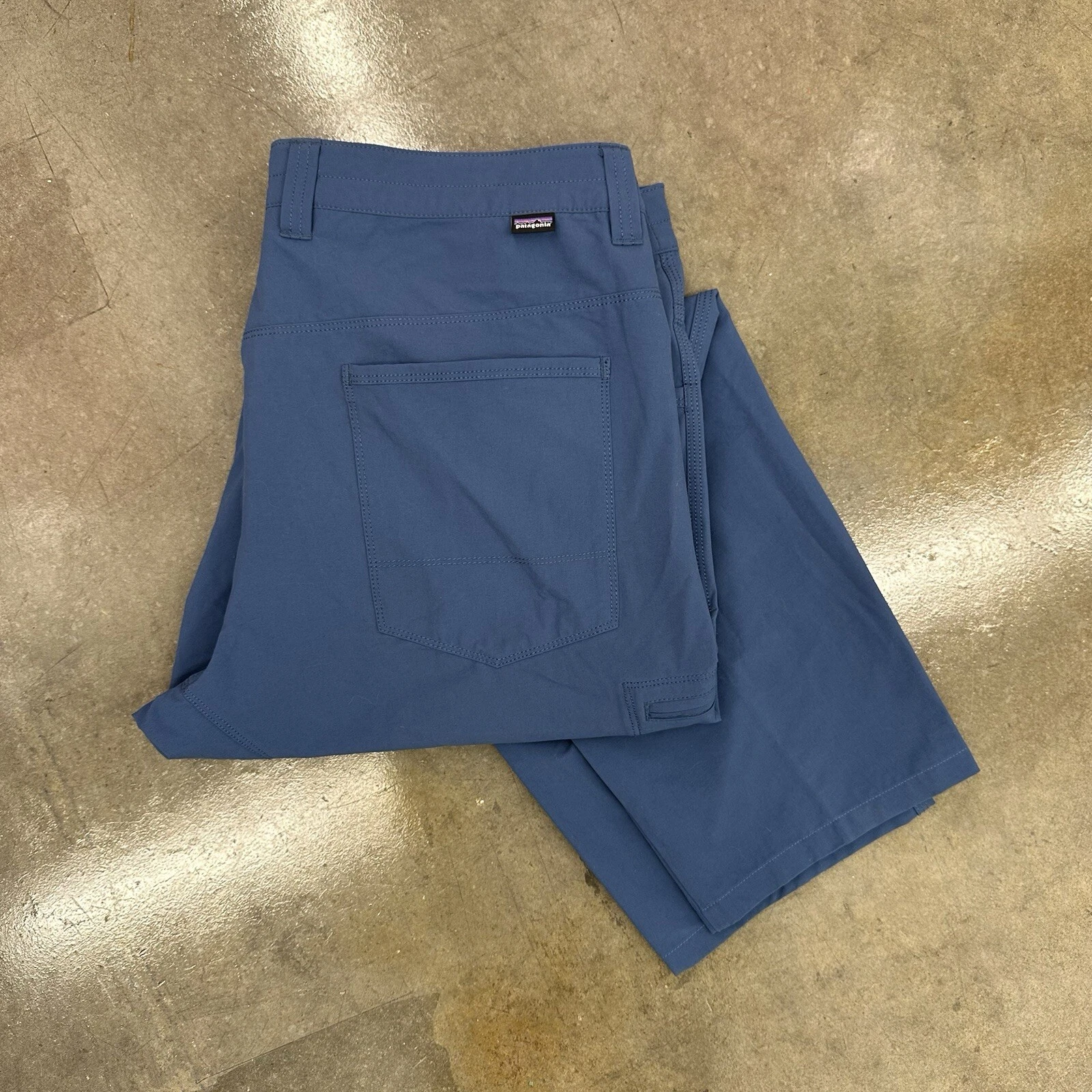 Patagonia Men’s Nylon 6 Pocket Blue Hiking Pants Outdoor 39 X 30”
