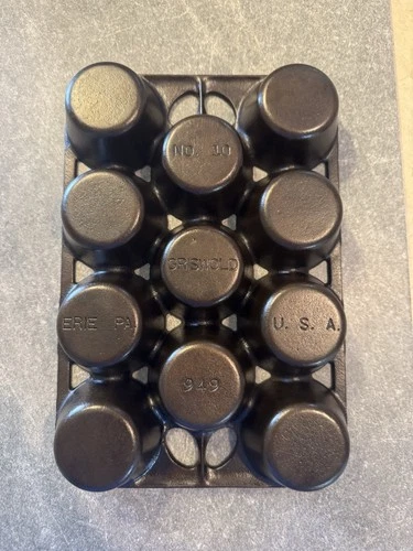 Griswold No. 10 Popover Pan 949 – Large Block Logo – No Letter Suffix EPU