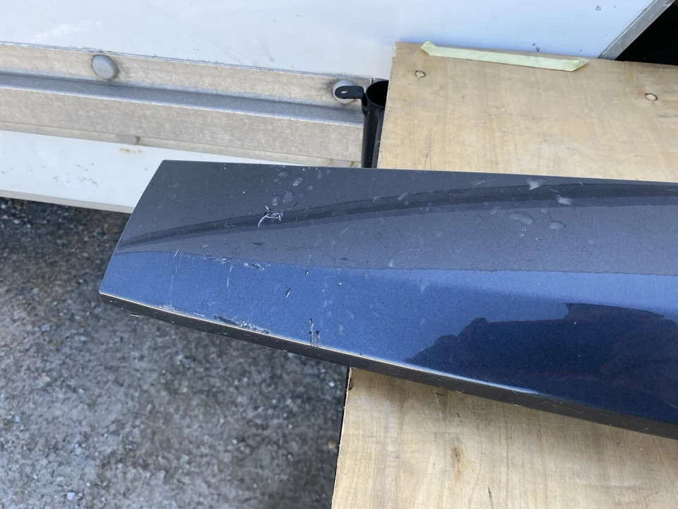 OEM 2023-2025 Honda CR-V CRV Rear Trunk Molding 748903A0A01 METEORITE GRAY — 第 3/4 张图片